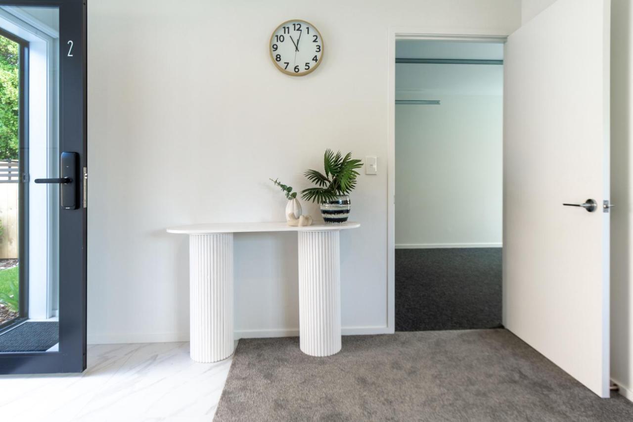 Riccarton 2 Bed 1 Bath W/Garage Apartment Крайстчърч Екстериор снимка